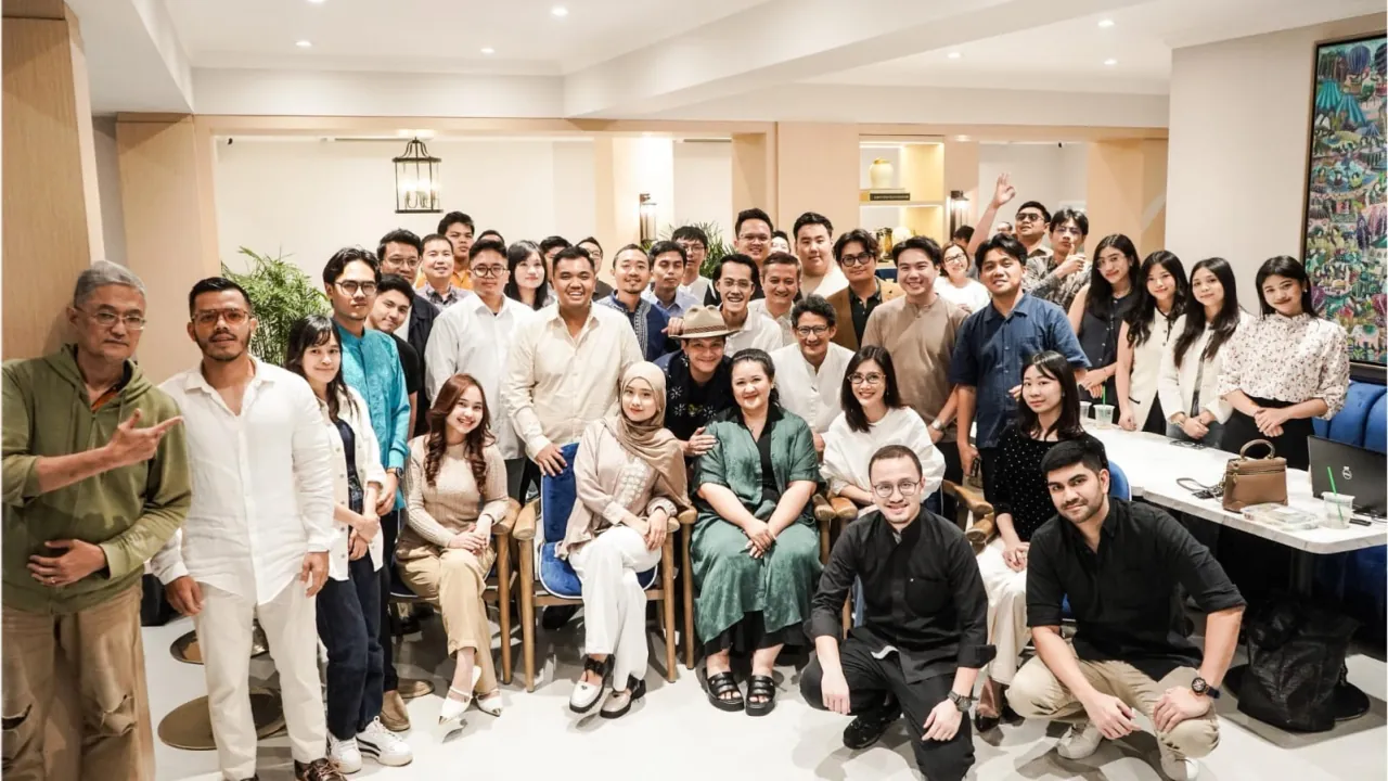 Foto bersama peserta dan CMC Master di intimate dinner CEO Masterclass