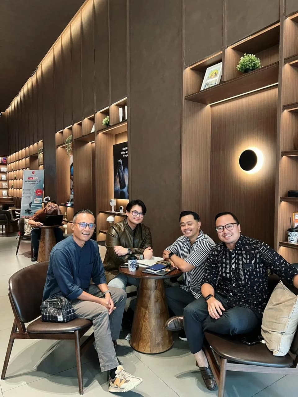 Berkontribusi signifikan pada ekonomi Indonesia